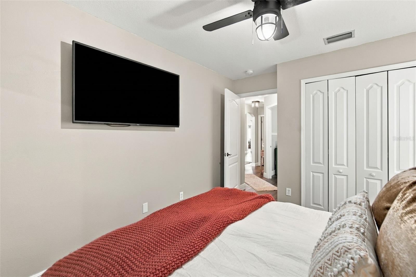 8335 CANTERBURY LAKE BLVD — photo 26