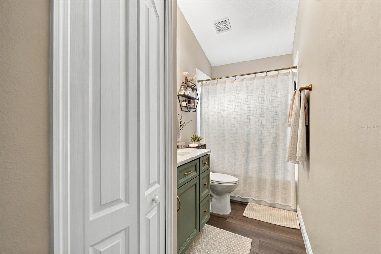 8335 CANTERBURY LAKE BLVD — photo 22