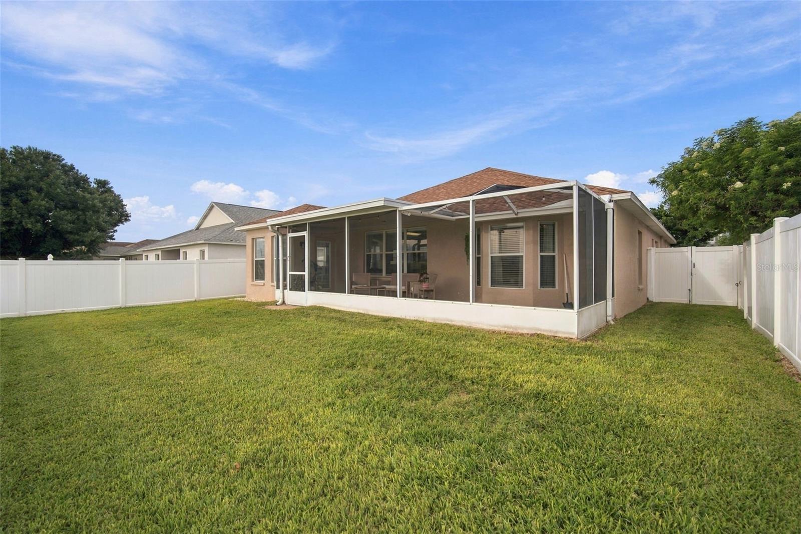 8335 CANTERBURY LAKE BLVD — photo 52