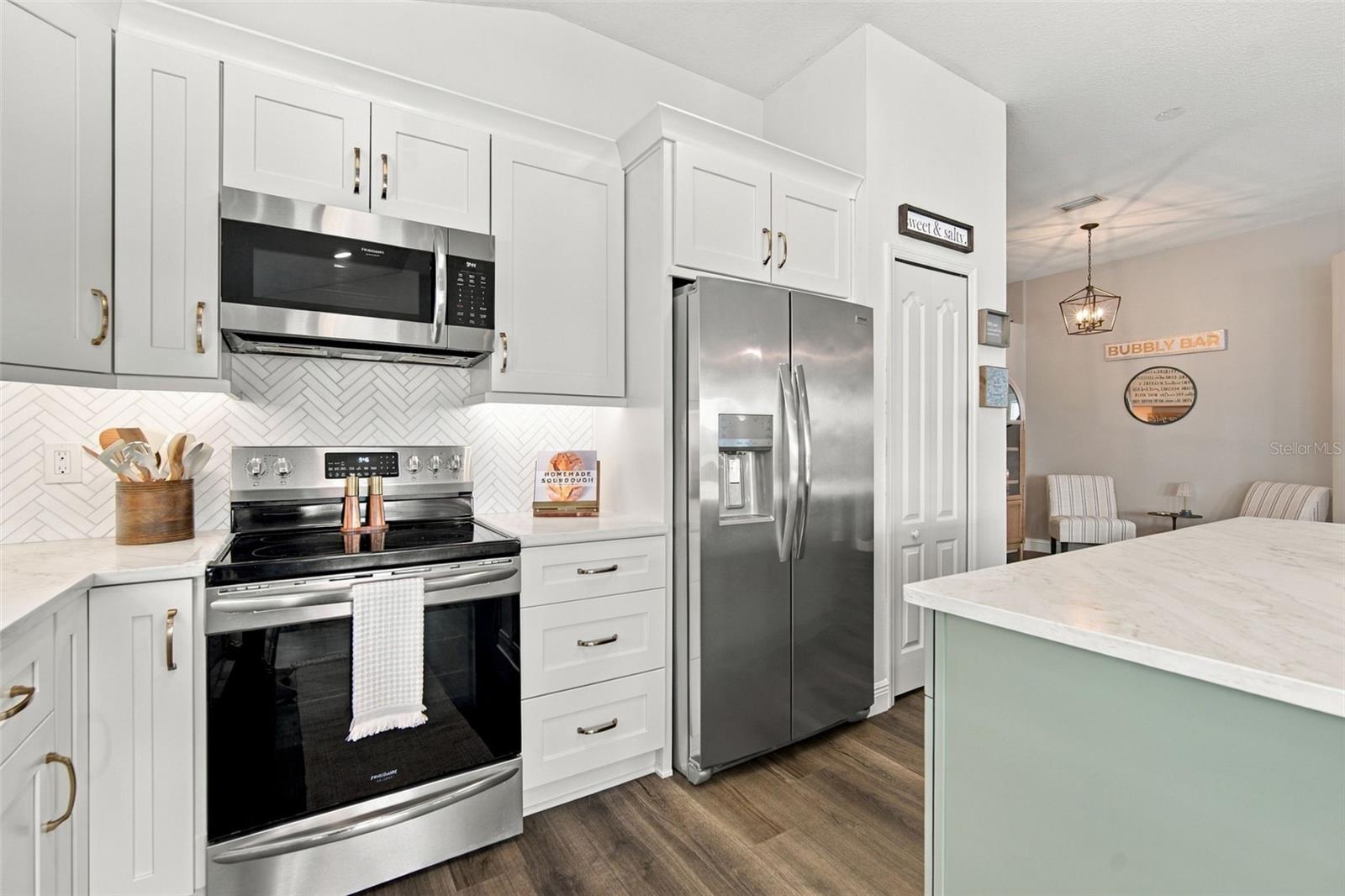 8335 CANTERBURY LAKE BLVD — photo 35
