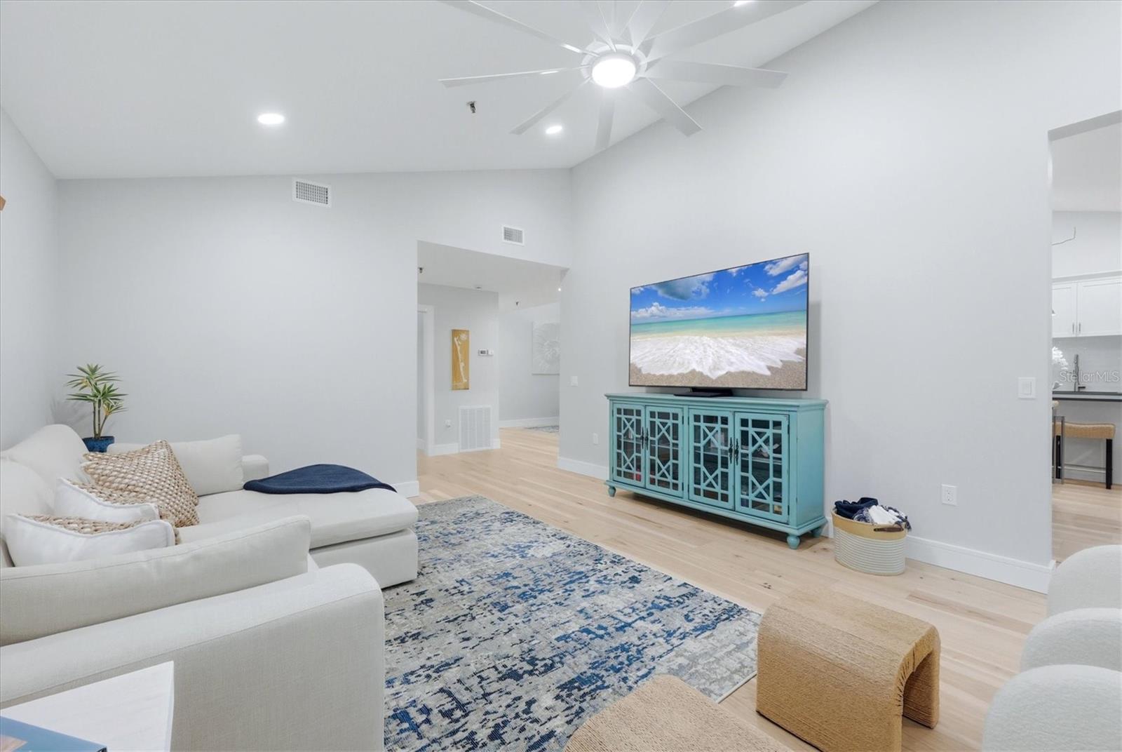 2141 HARBOURSIDE DR #1203 — photo 5