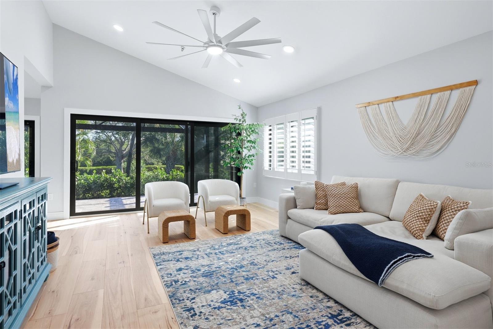 2141 HARBOURSIDE DR #1203 — photo 3
