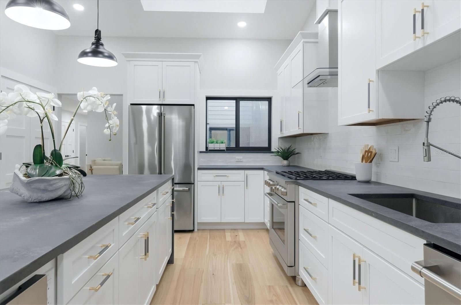 2141 HARBOURSIDE DR #1203 — photo 8