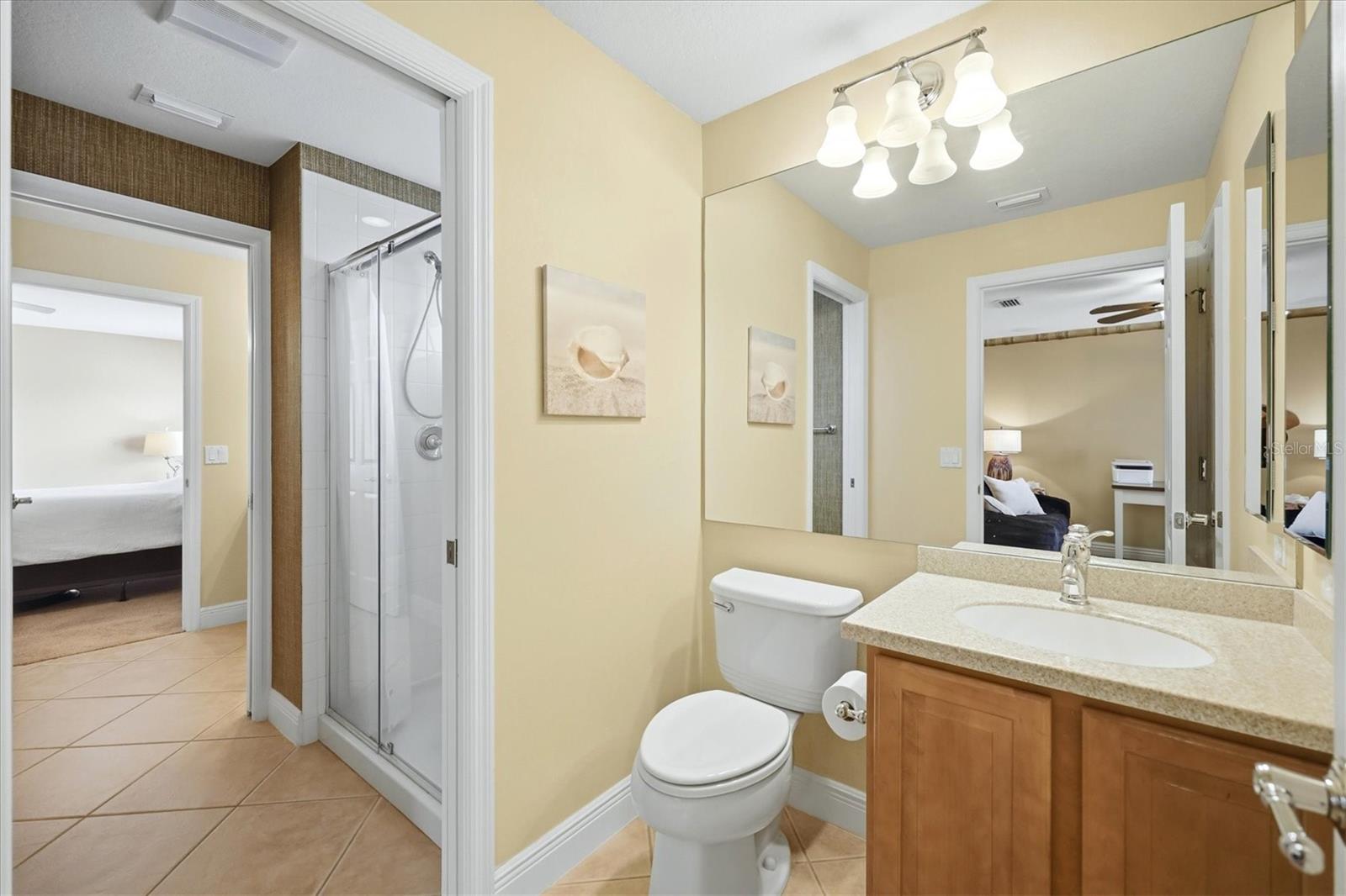 23901 WAVERLY CIR — photo 32