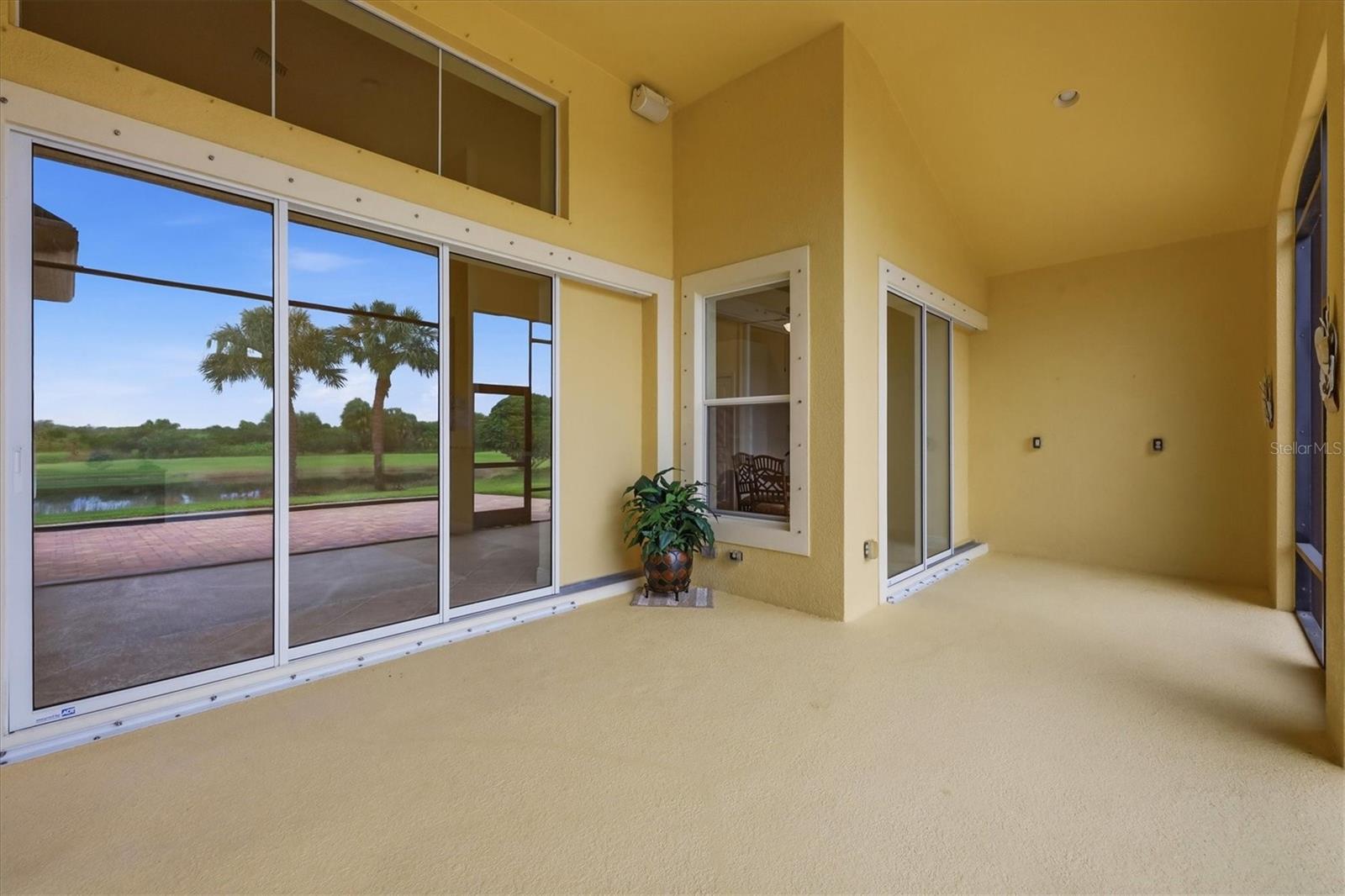 23901 WAVERLY CIR — photo 40