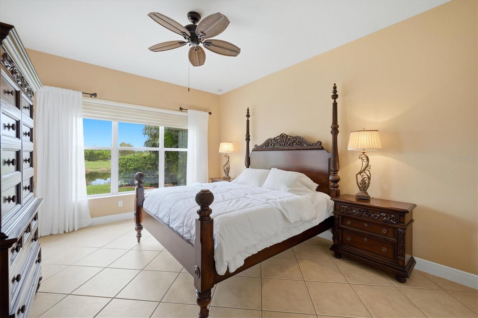 23901 WAVERLY CIR — photo 26