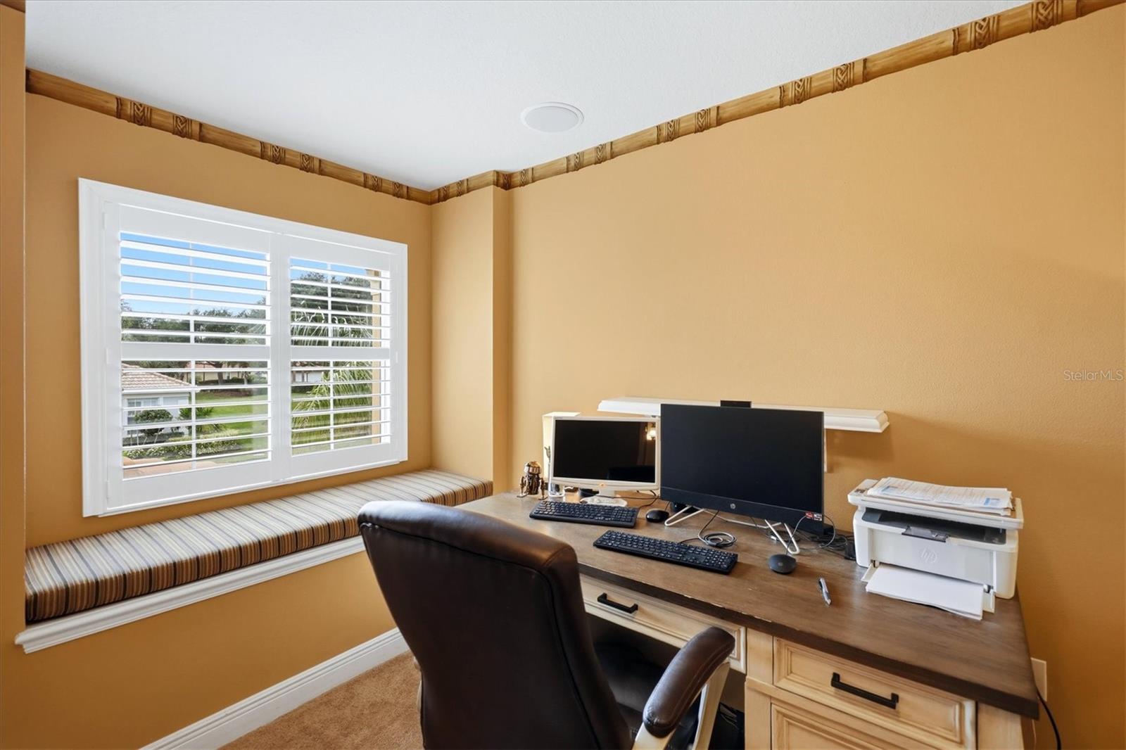 23901 WAVERLY CIR — photo 35