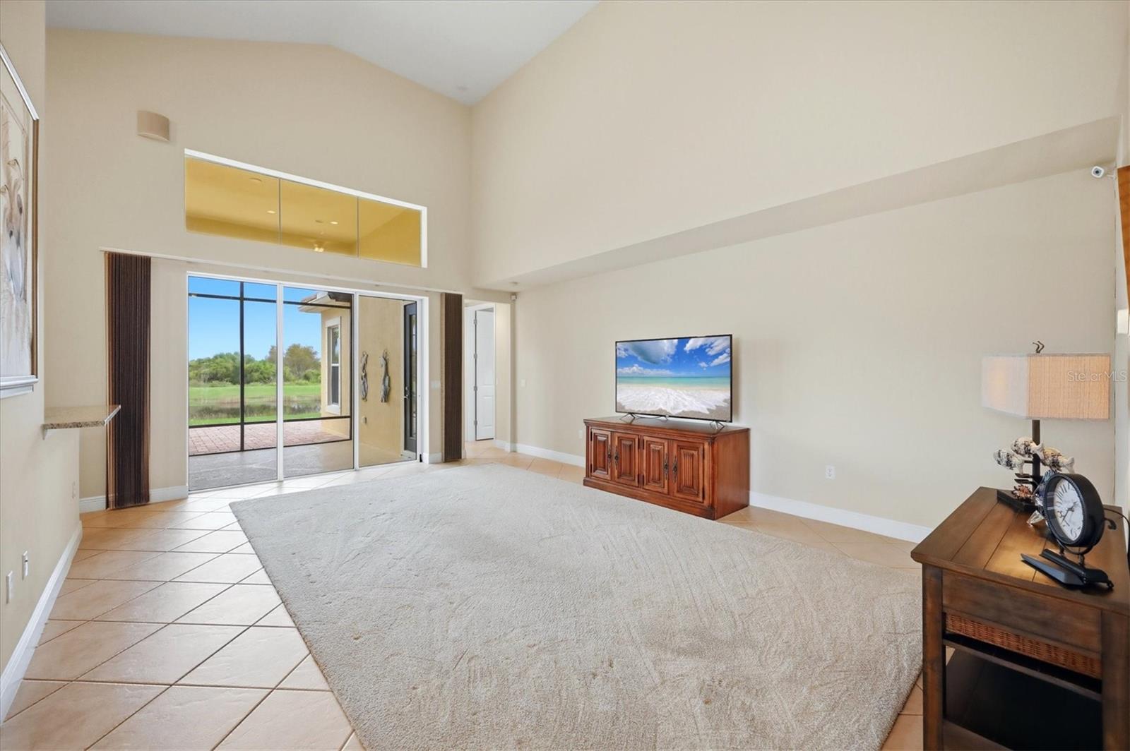 23901 WAVERLY CIR — photo 14