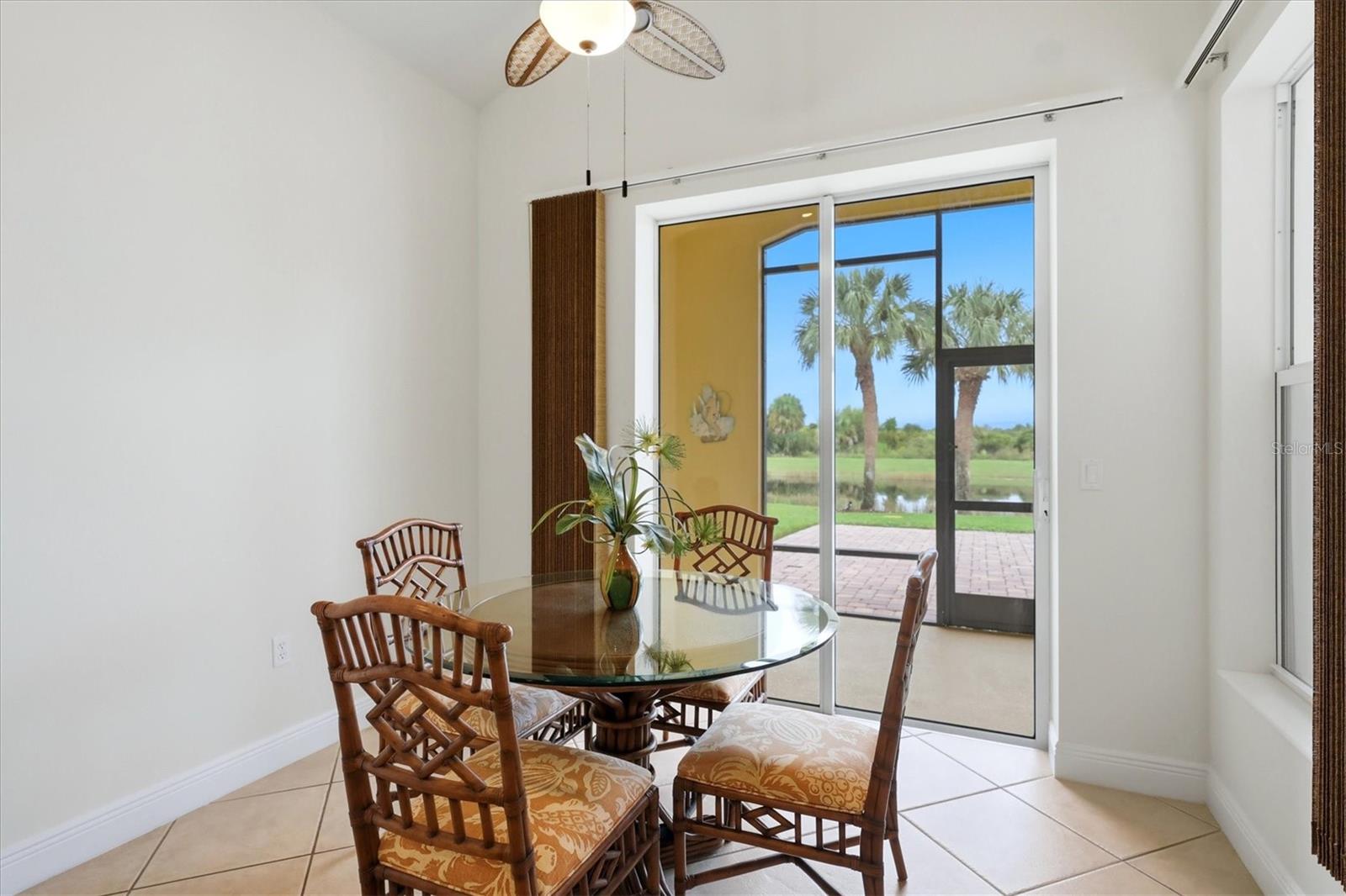 23901 WAVERLY CIR — photo 24