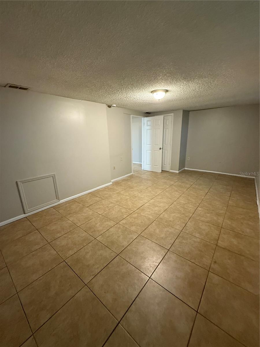3425 WOODCOCK DR — photo 17