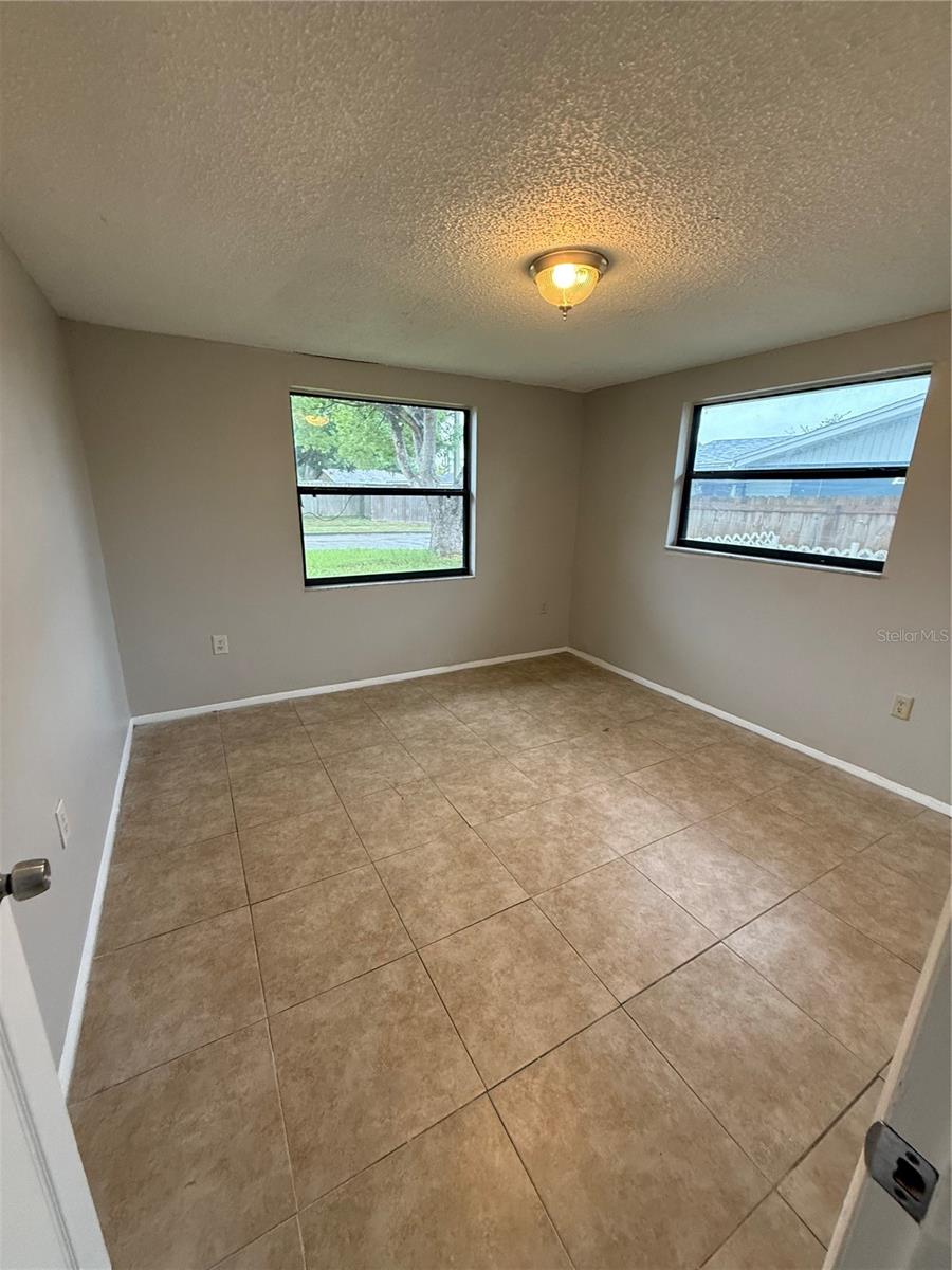 3425 WOODCOCK DR — photo 11