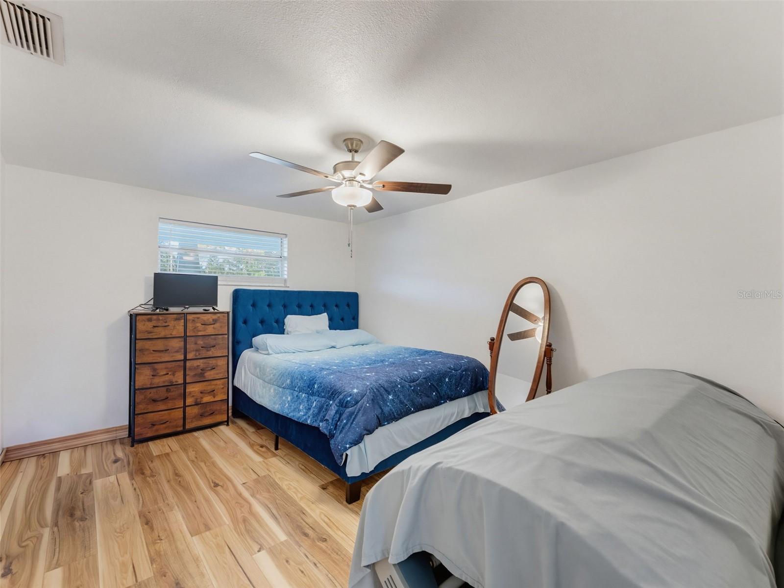 5926 GREY ST — photo 25