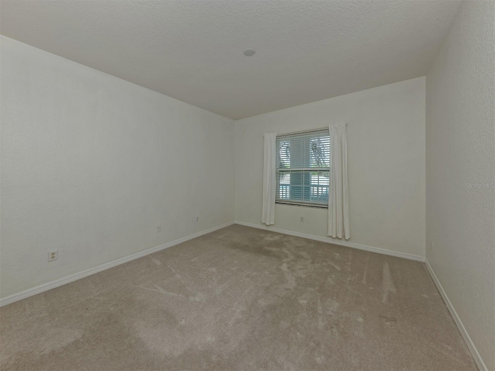 700 GARDENS EDGE DR #721 — photo 21