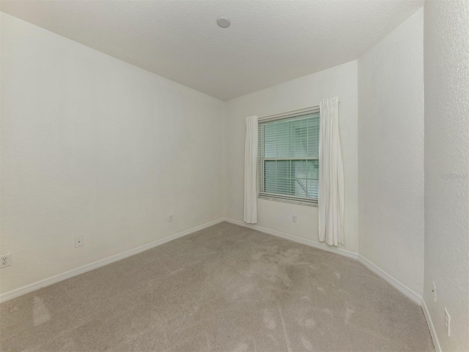 700 GARDENS EDGE DR #721 — photo 19