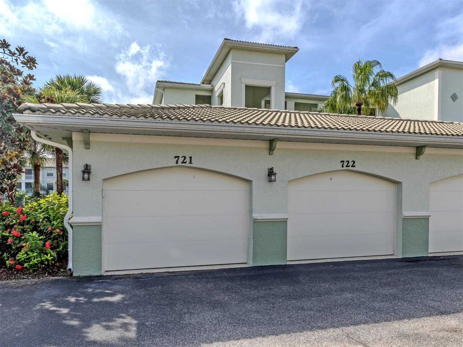 700 GARDENS EDGE DR #721 — photo 27