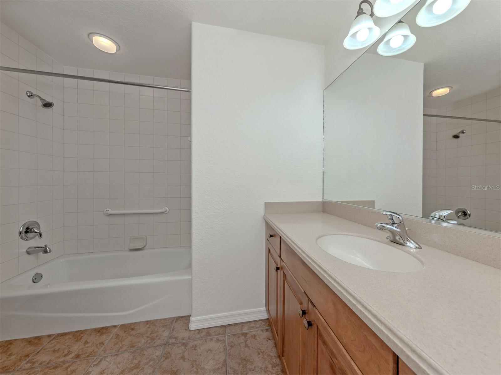 700 GARDENS EDGE DR #721 — photo 20