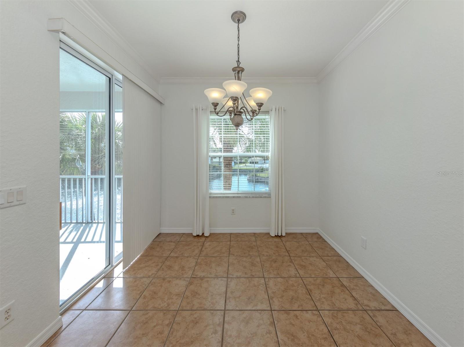 700 GARDENS EDGE DR #721 — photo 7