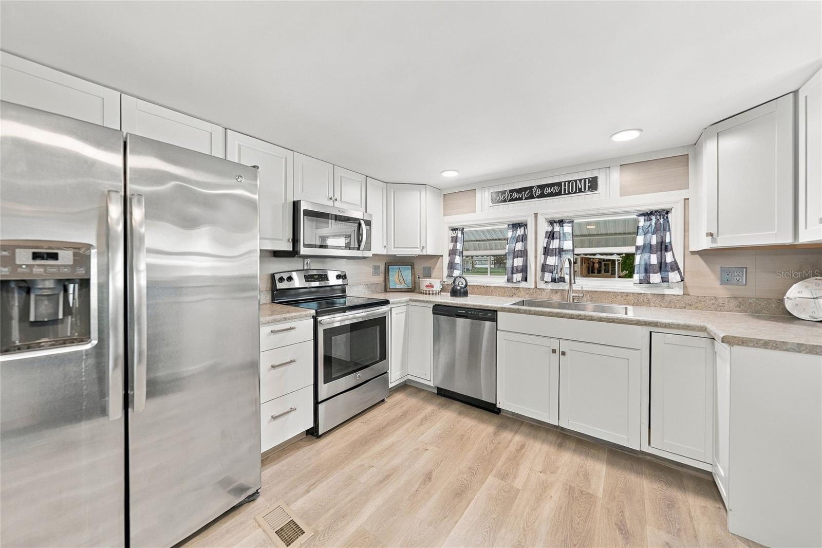 349 BLACKBURN BLVD — photo 12