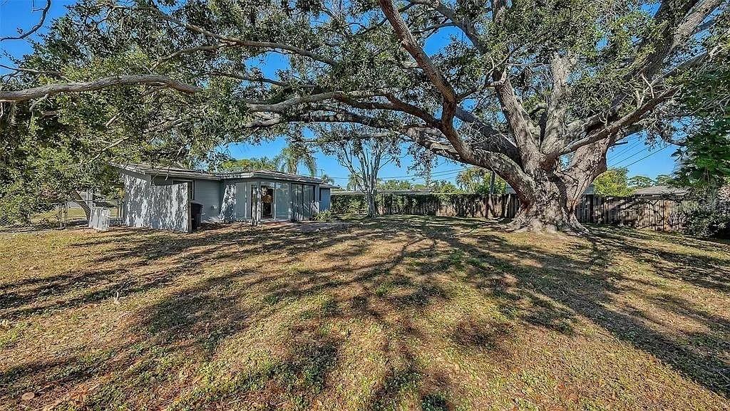 5529 NUTMEG AVE — photo 10