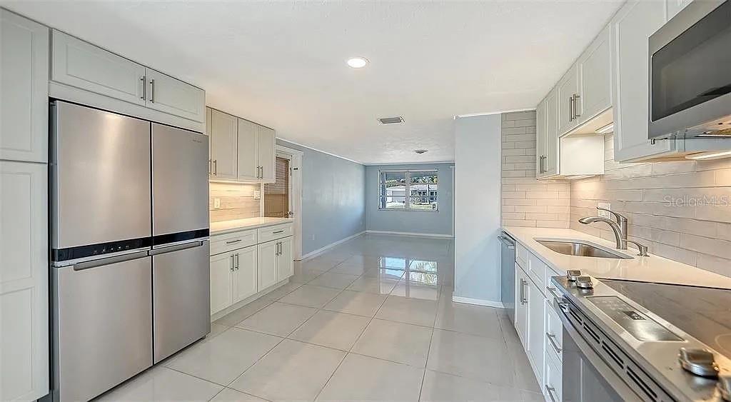 5529 NUTMEG AVE — photo 4