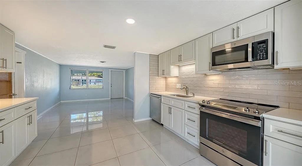 5529 NUTMEG AVE — photo 6