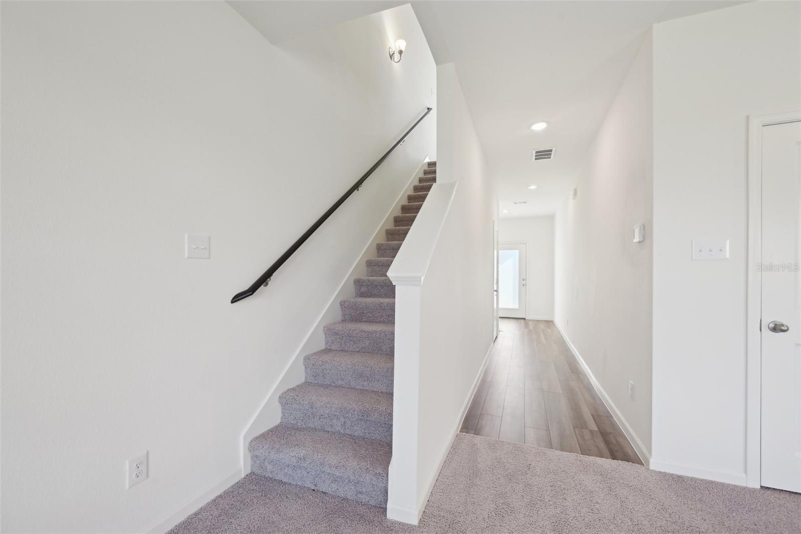 10526 CURVING CREEK — photo 30