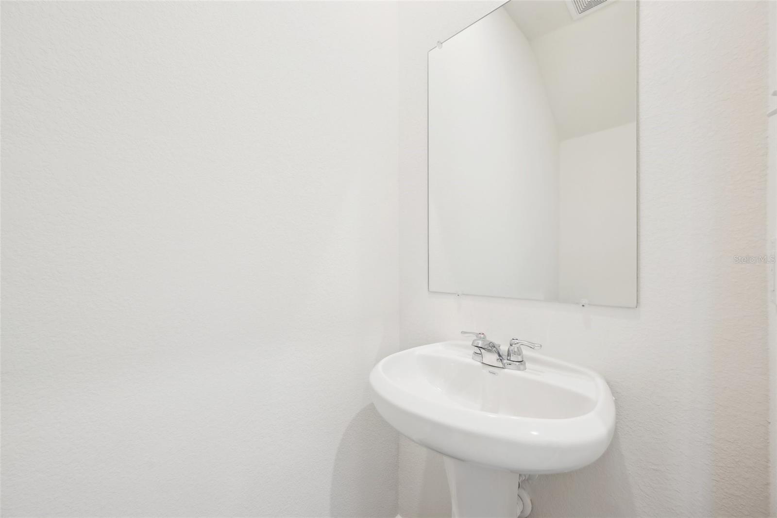 10526 CURVING CREEK — photo 51