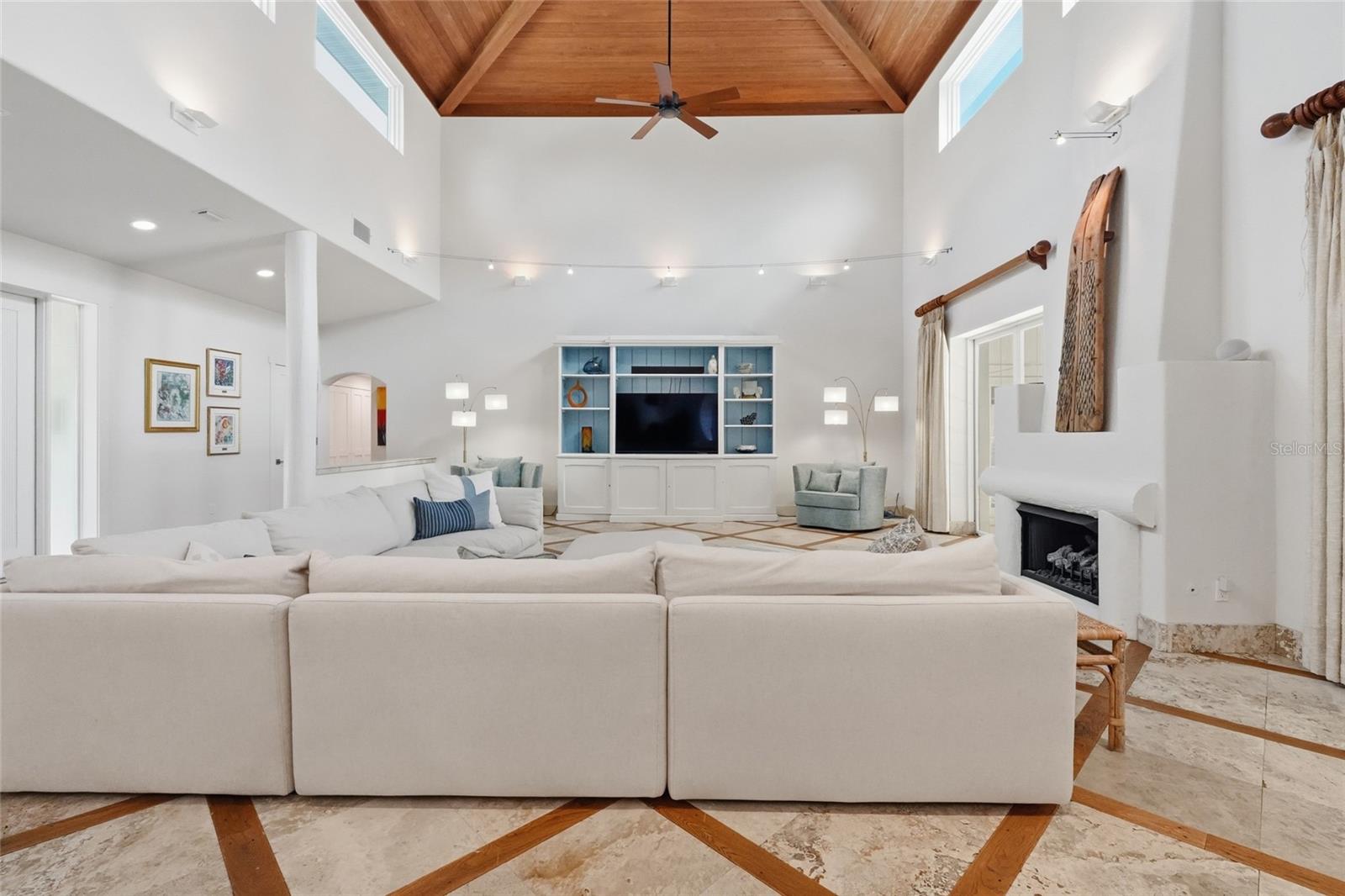 4307 CAMINO REAL — photo 12