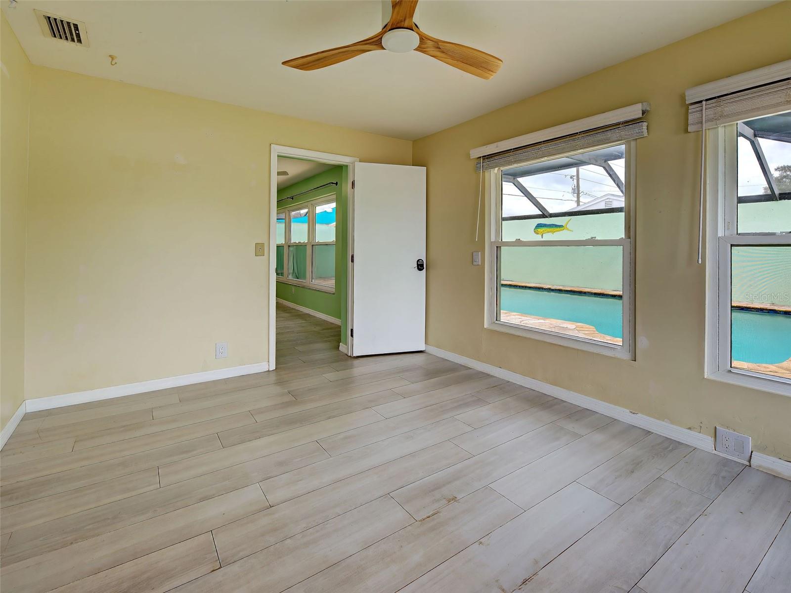 612 GLEN OAK RD — photo 33