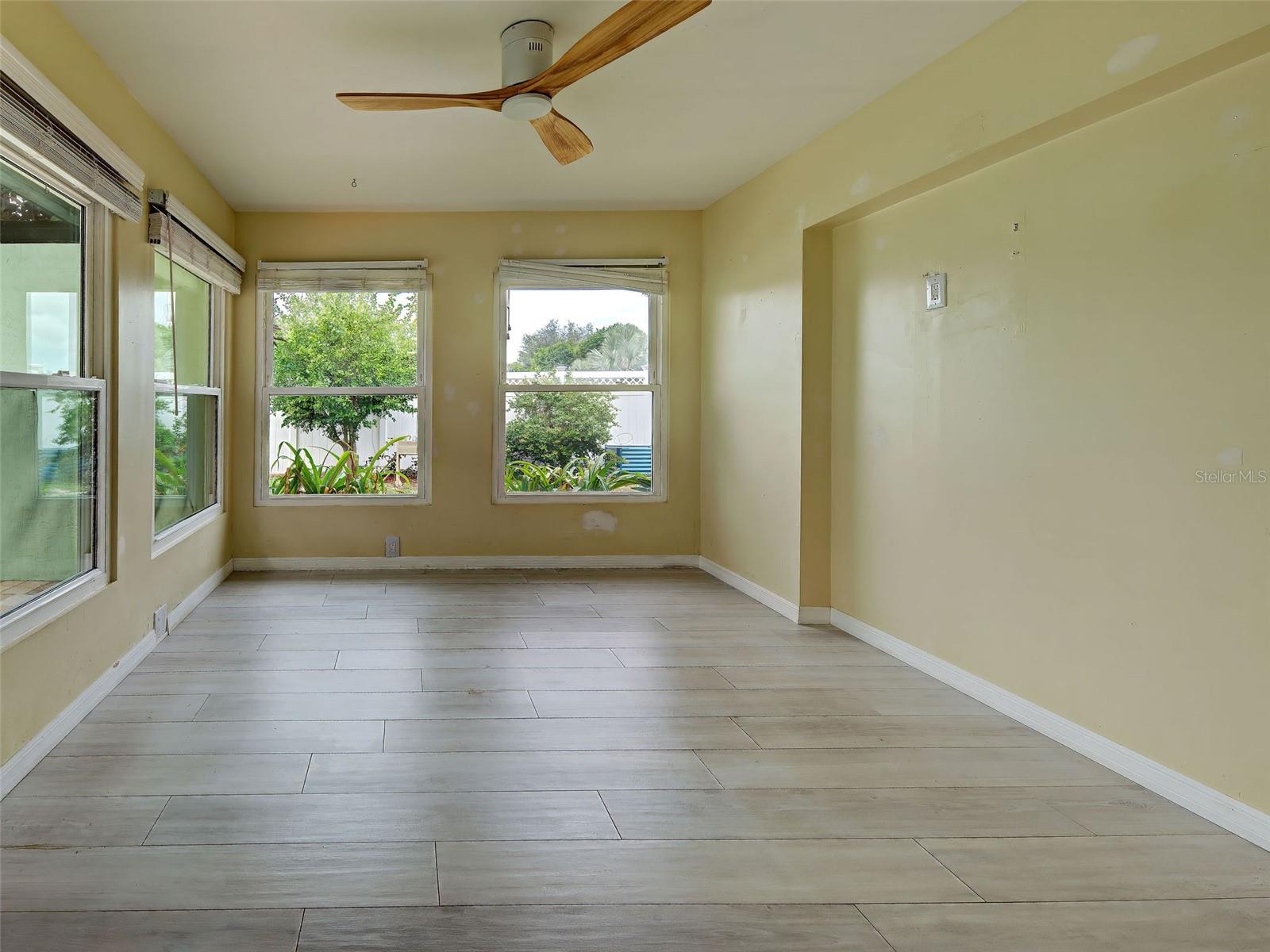 612 GLEN OAK RD — photo 34