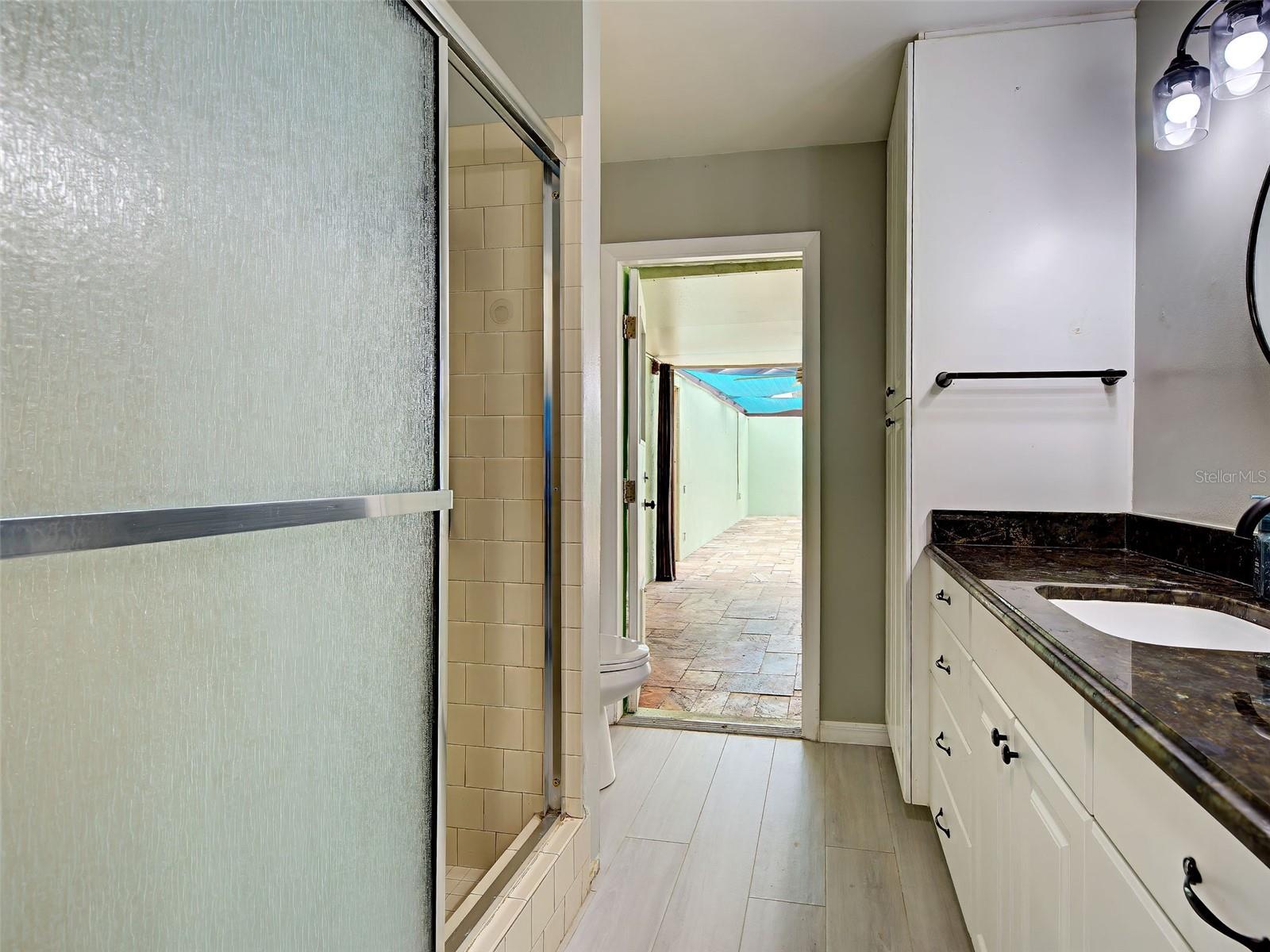 612 GLEN OAK RD — photo 25