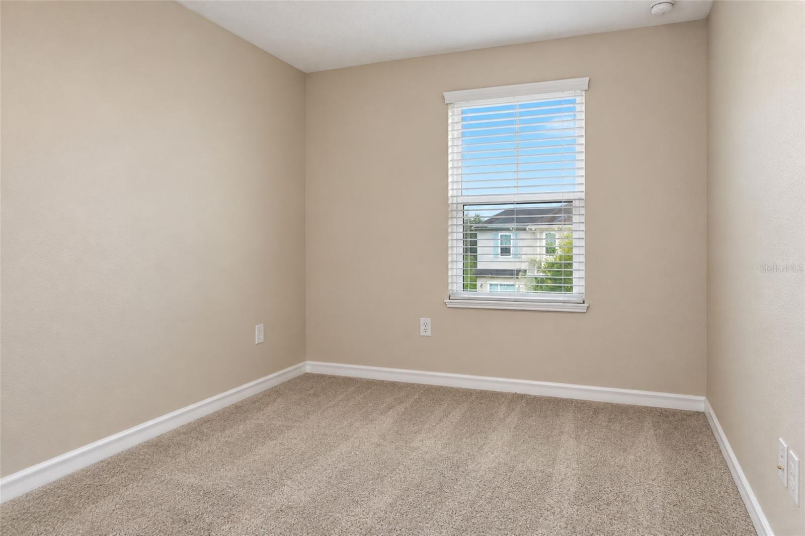 5438 TRIPOLI DR — photo 9