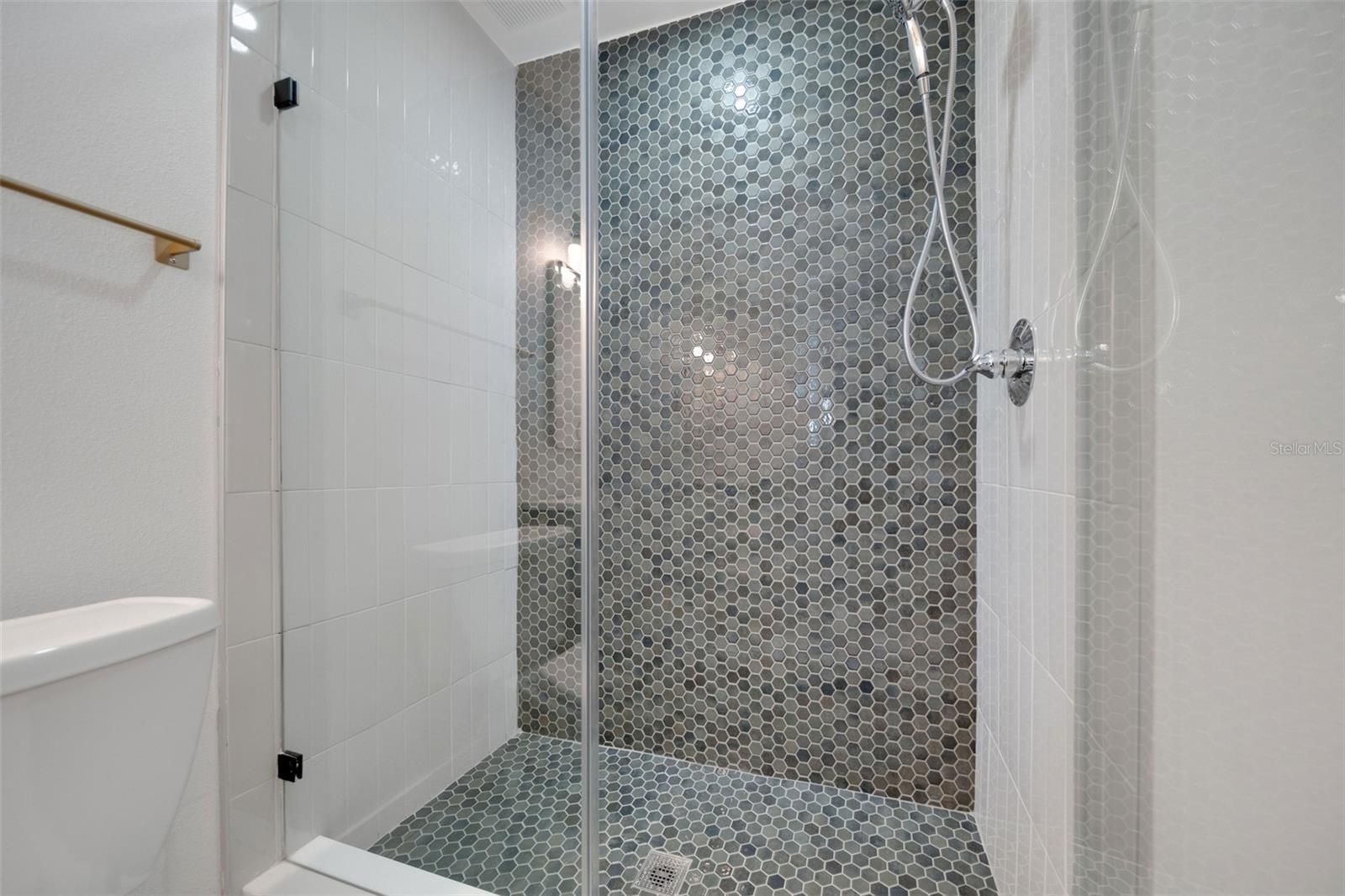 187 BEL FOREST DR #C — photo 36