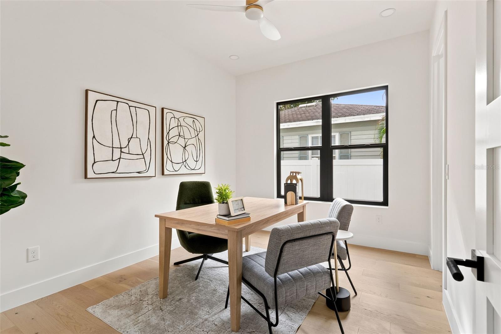 1007 W BRADDOCK ST — photo 20