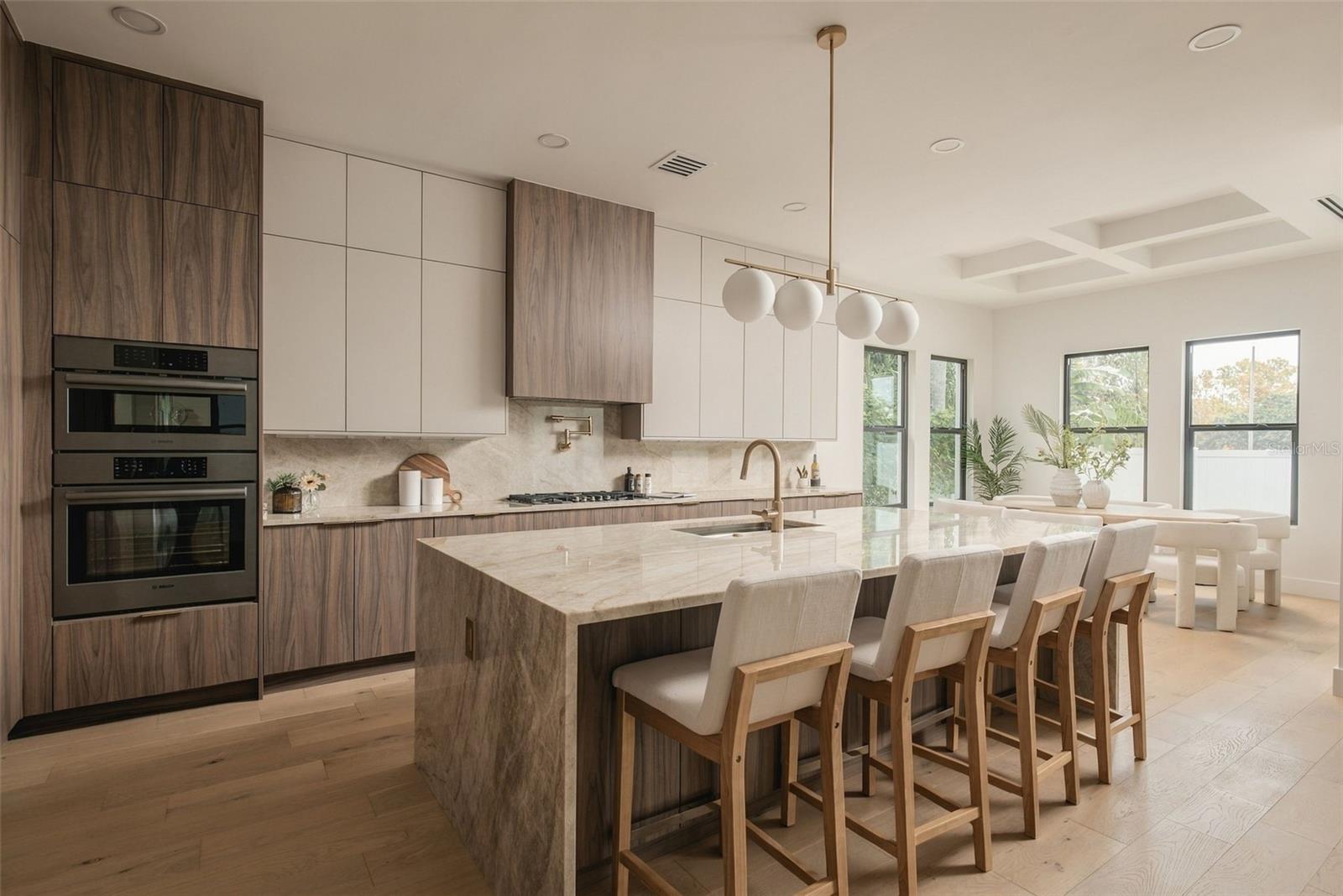1007 W BRADDOCK ST — photo 12