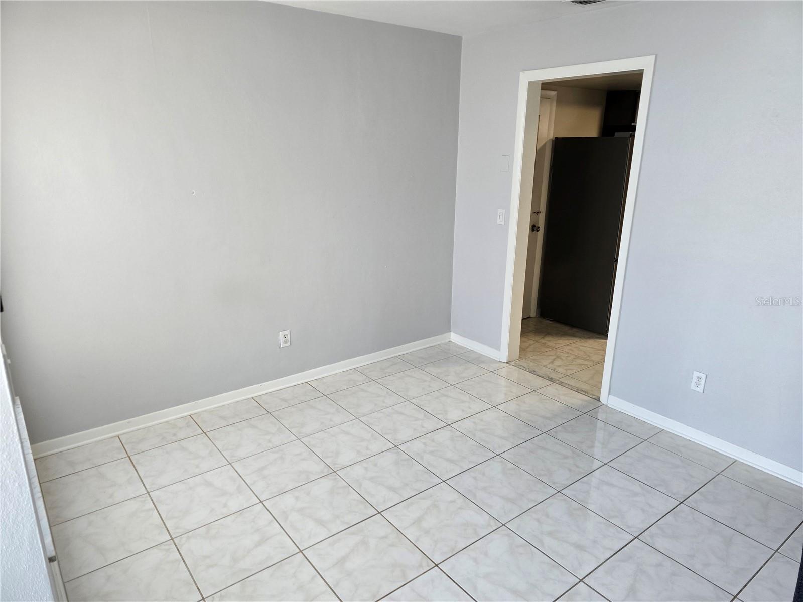 13754 TRINIDAD DR — photo 9