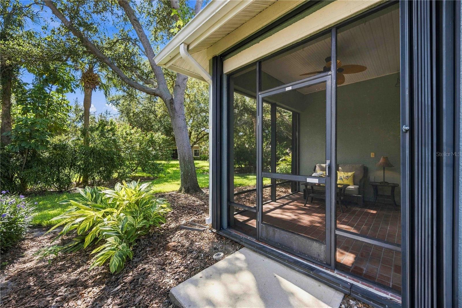 7311 EMMA RD — photo 33