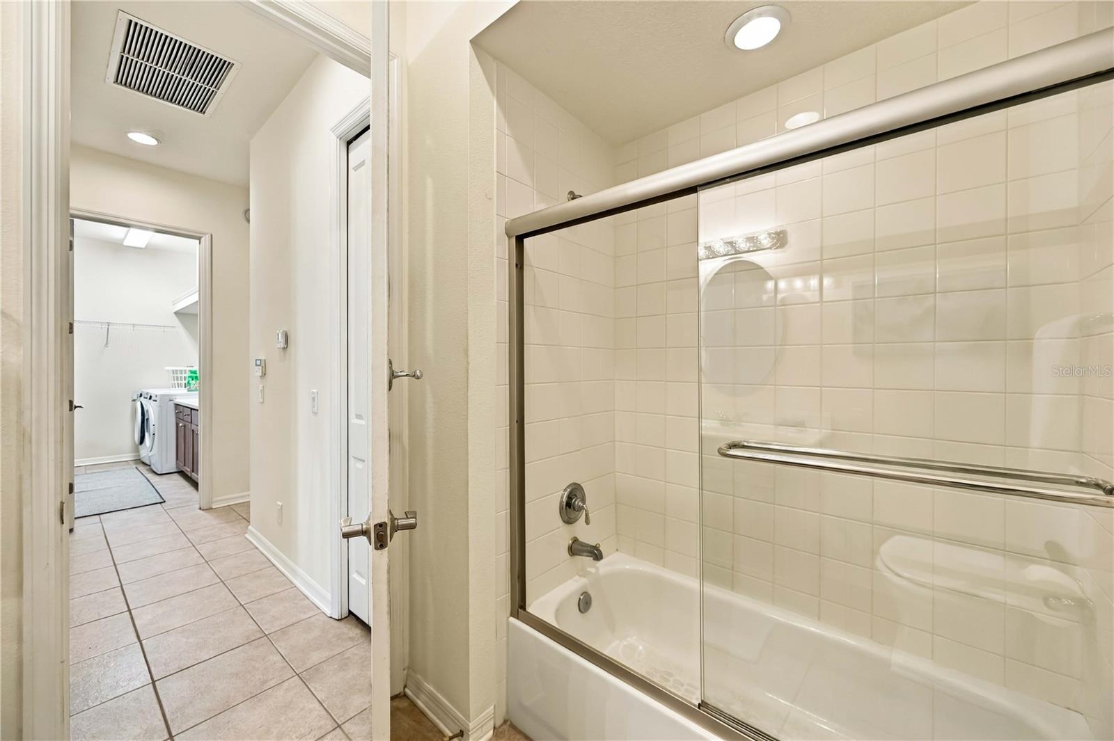 7311 EMMA RD — photo 25
