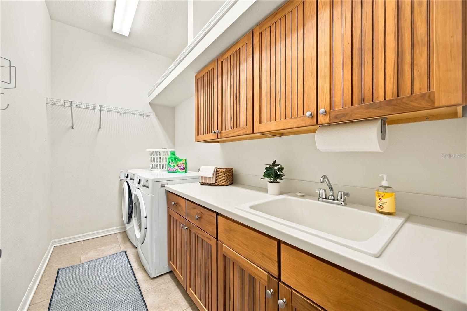 7311 EMMA RD — photo 26