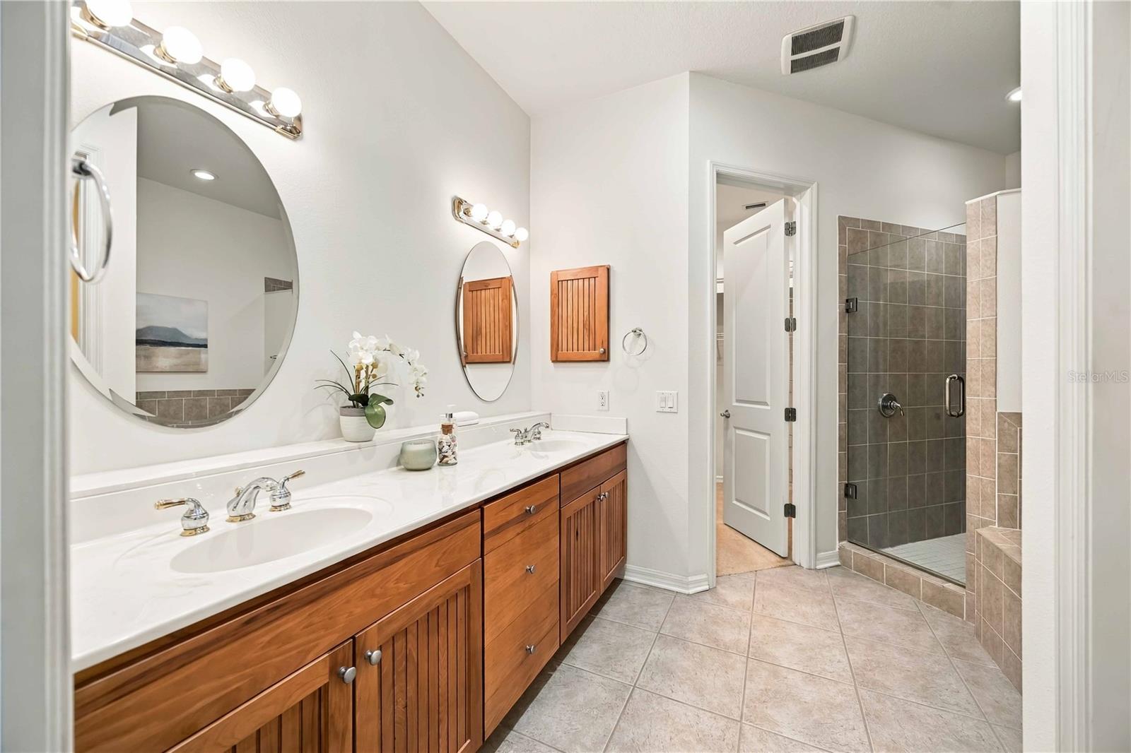 7311 EMMA RD — photo 17