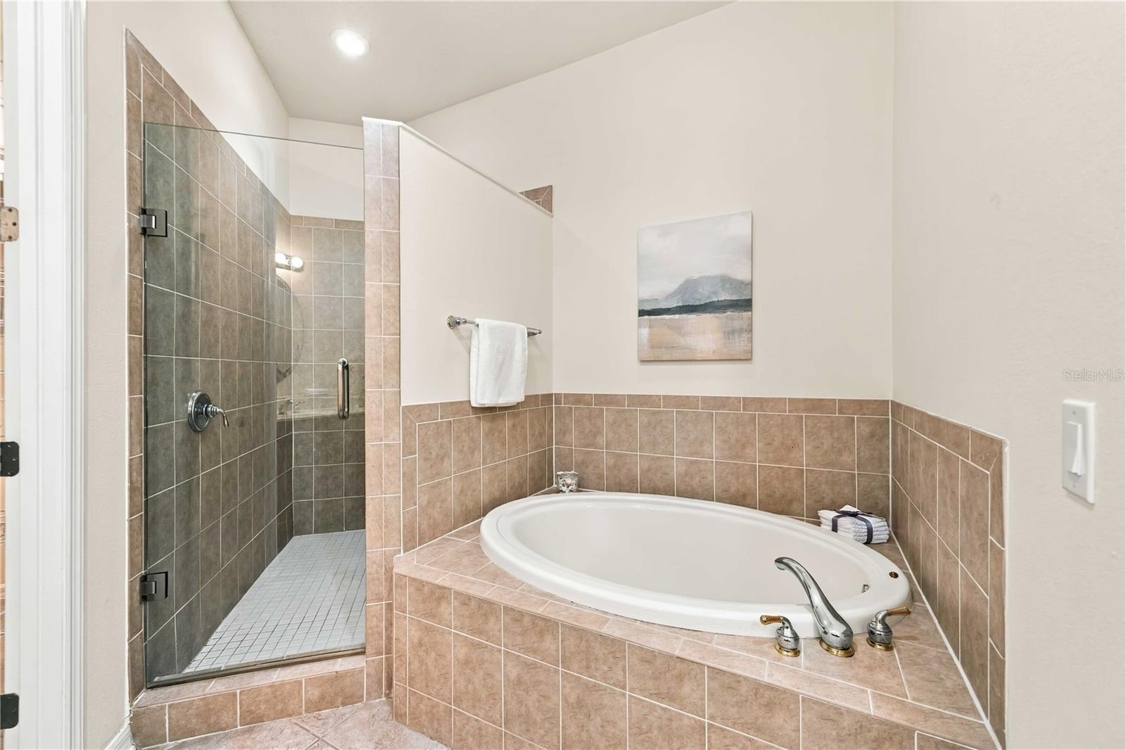 7311 EMMA RD — photo 19