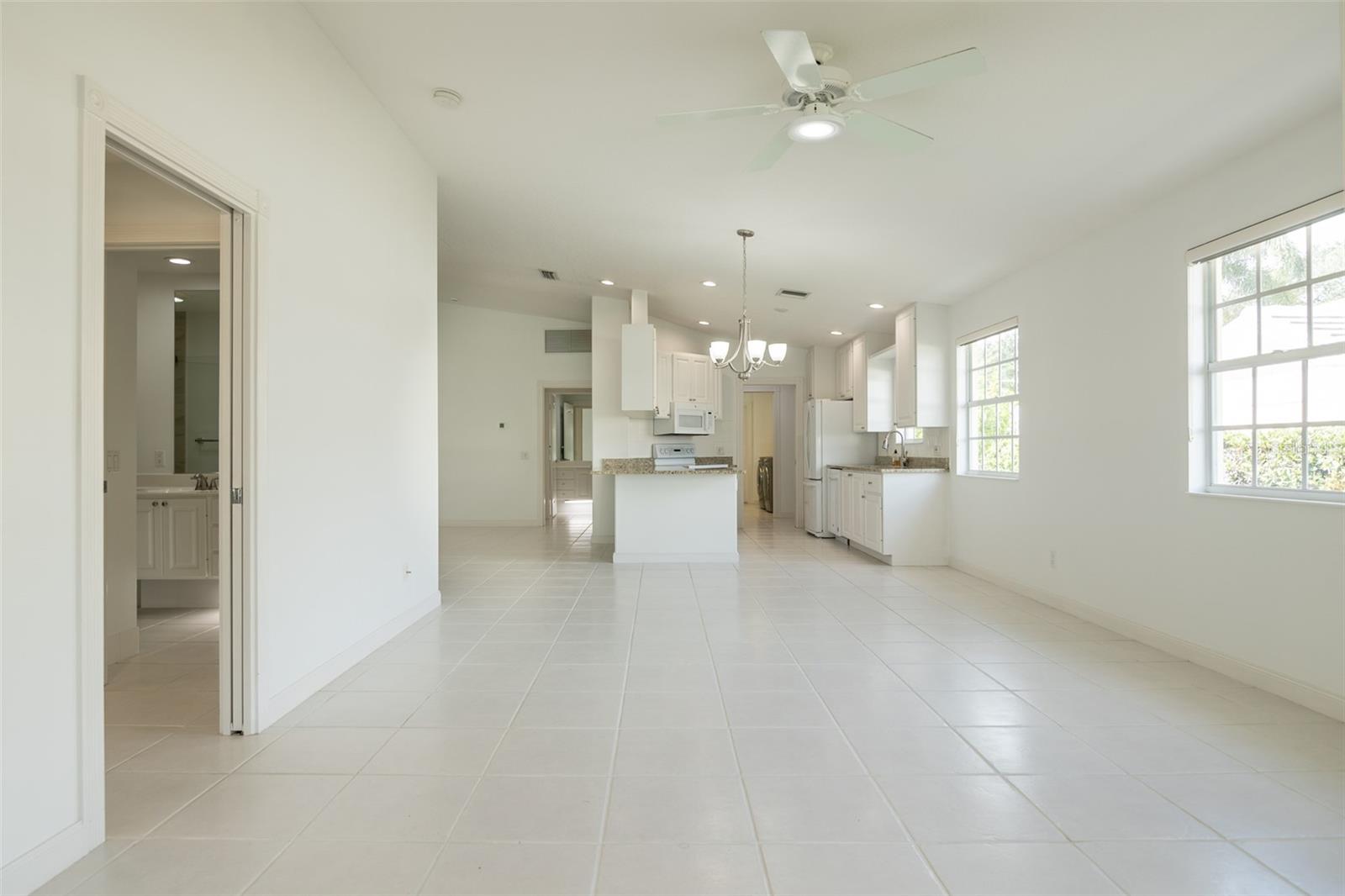 8876 ESTEPONA CT — photo 28