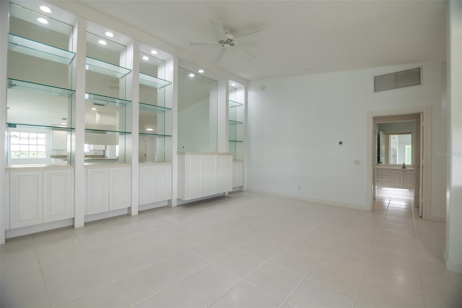 8876 ESTEPONA CT — photo 20