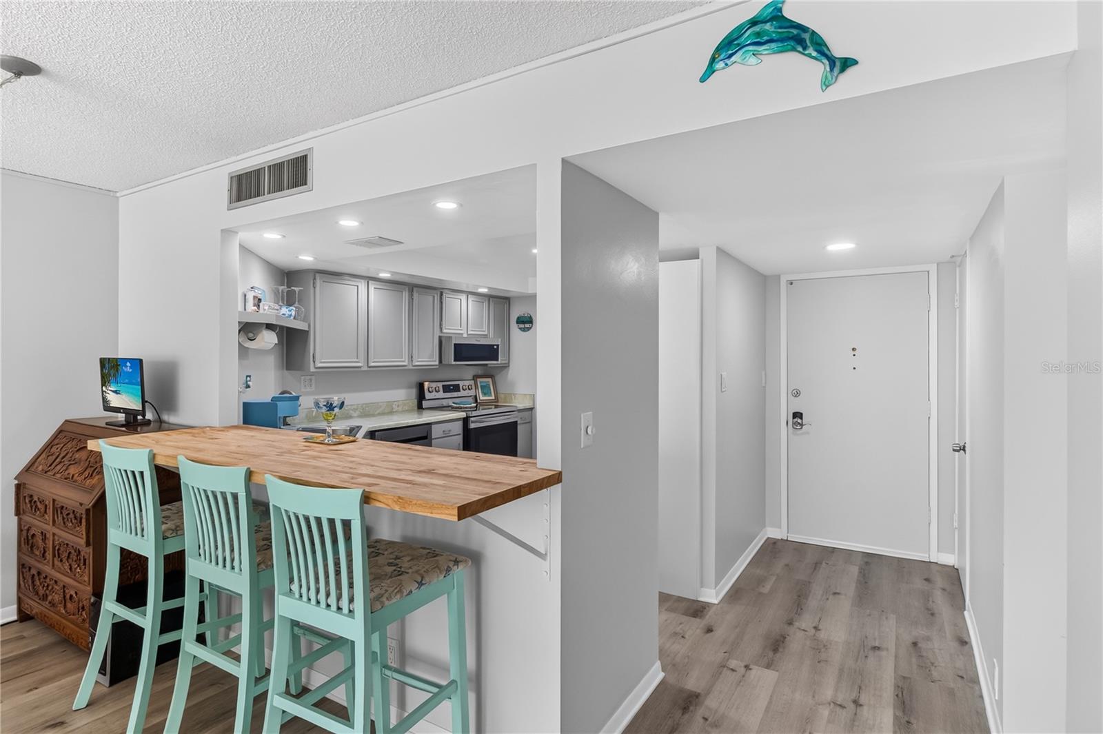7400 SUN ISLAND DR S #203 — photo 15