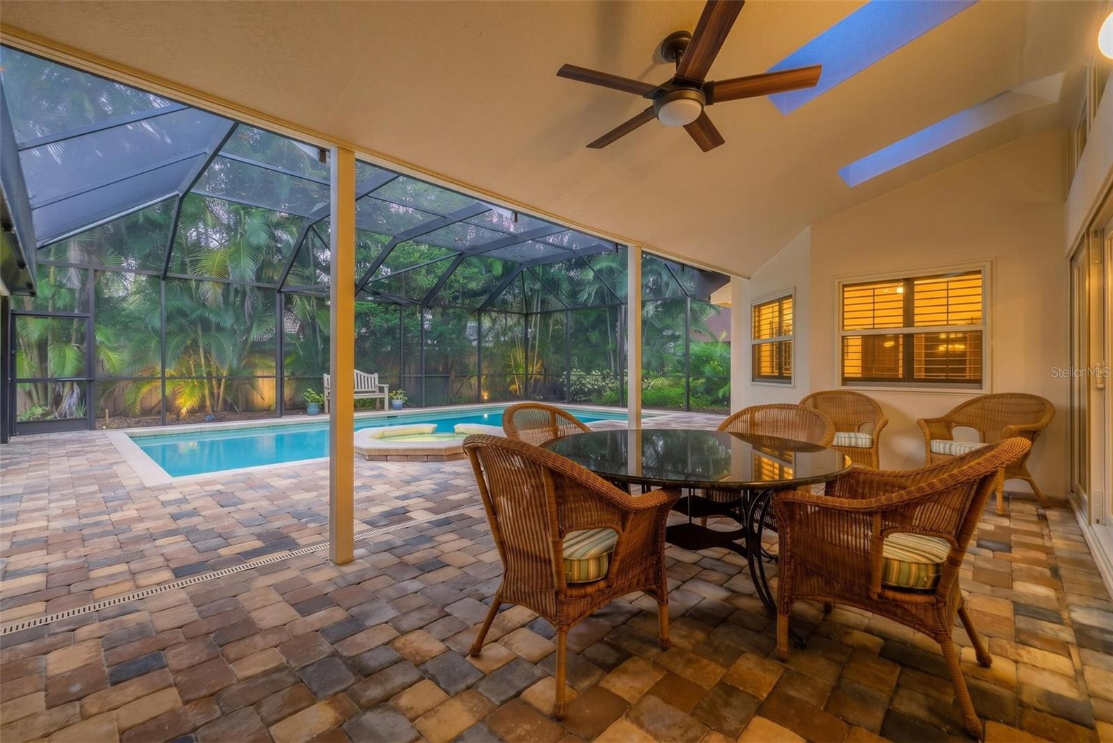 2715 COUNTRY WOODS LN — photo 20