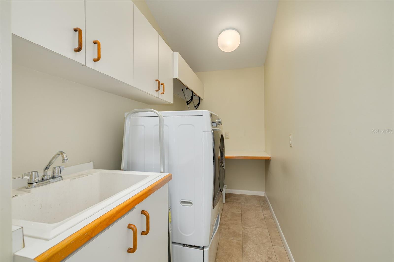 2715 COUNTRY WOODS LN — photo 31