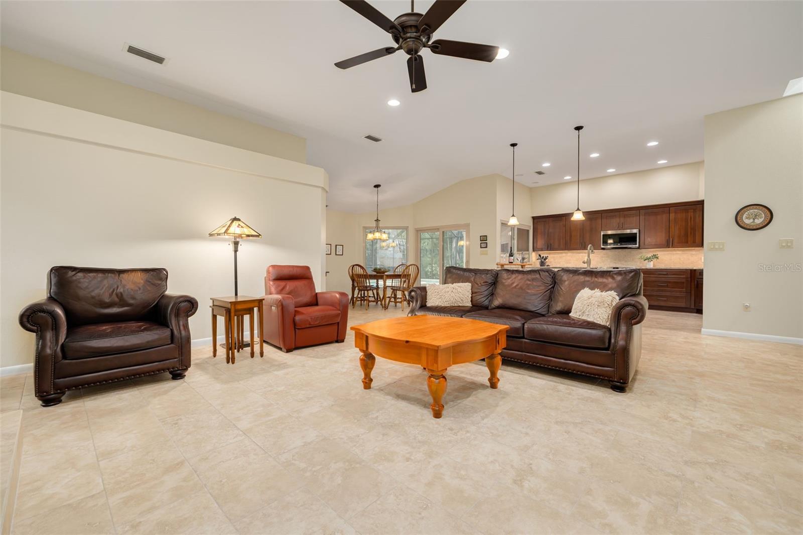 2715 COUNTRY WOODS LN — photo 14