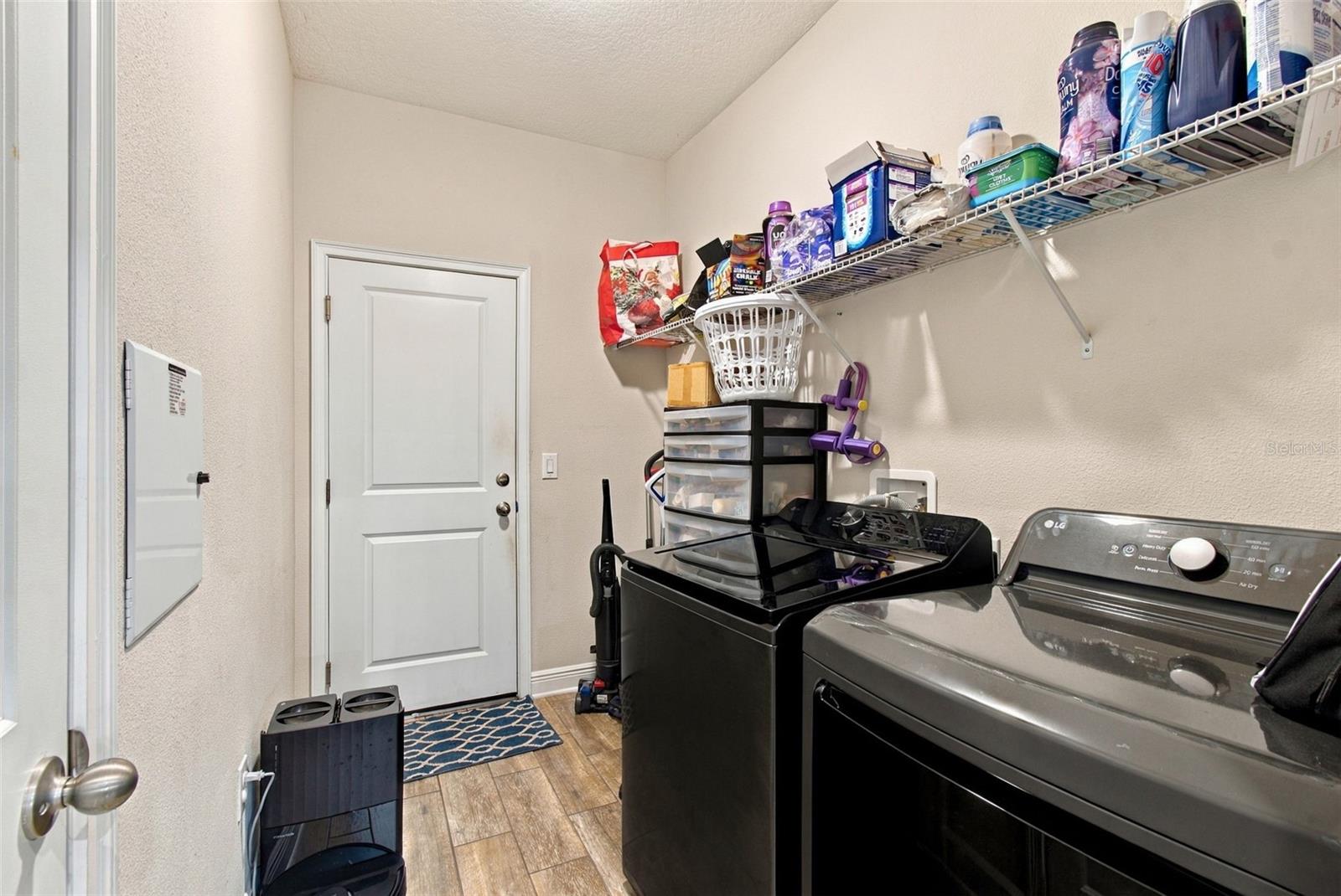 1015 TRACEY ANN LOOP — photo 42