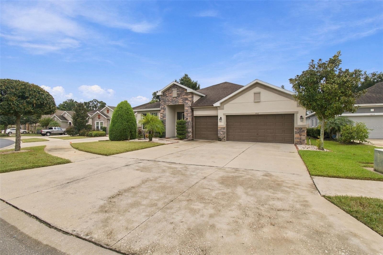 1015 TRACEY ANN LOOP — photo 92