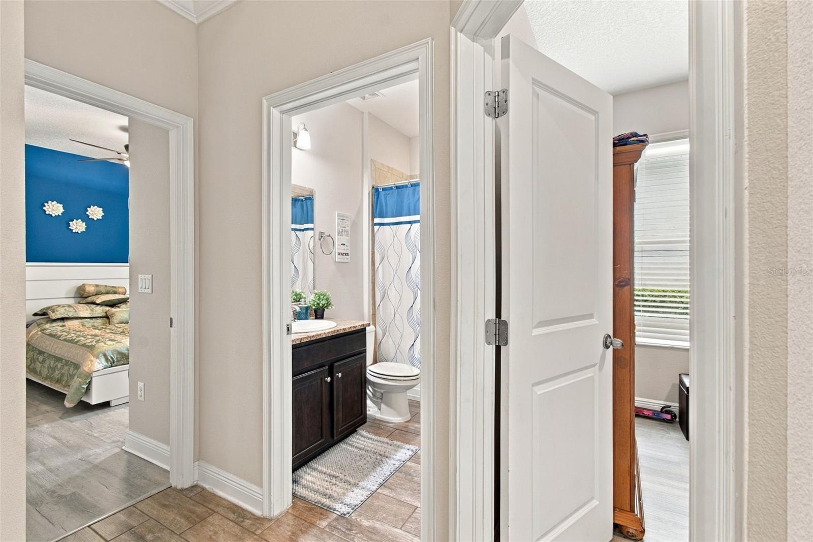 1015 TRACEY ANN LOOP — photo 43